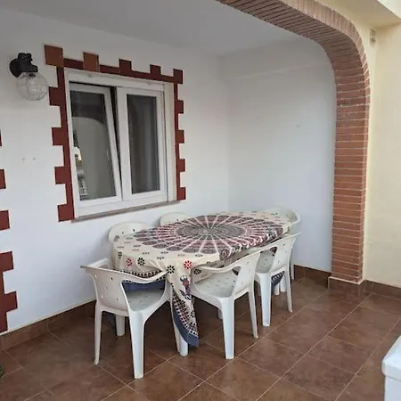 וילה Lovely 3 Bed House On Complex