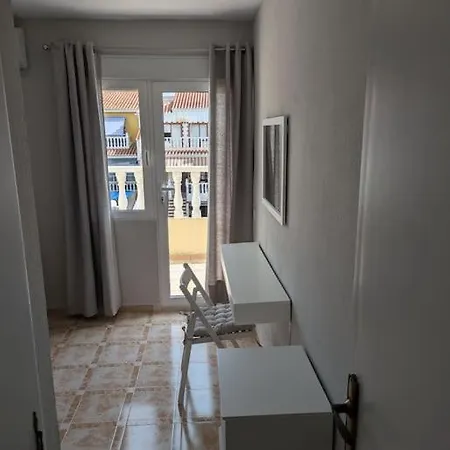 Lovely 3 Bed House On Complex * טורבייחה