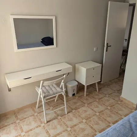 Lovely 3 Bed House On Complex * טורבייחה