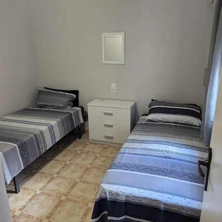 וילה Lovely 3 Bed House On Complex טורבייחה