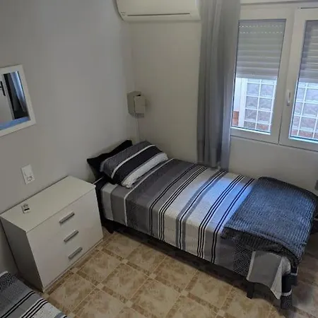 빌라 Lovely 3 Bed House On Complex